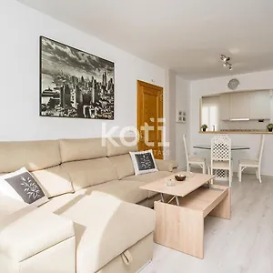 nice-and-cozy-apartment-in-fuengirola-center.es-andalucia.com/
